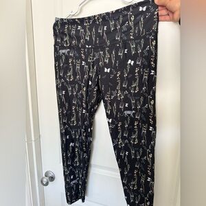 Victoria Sport Black Floral Leggings